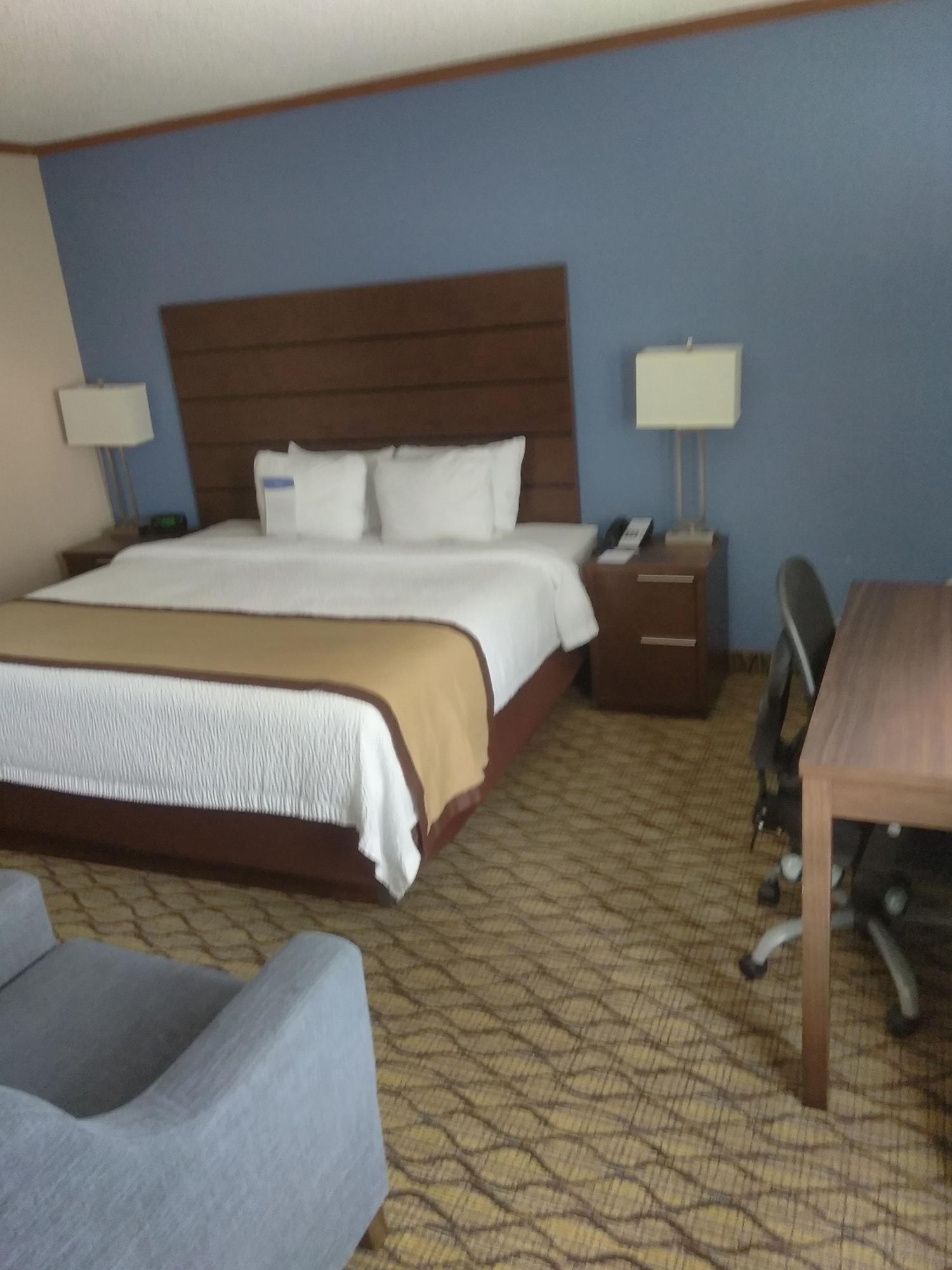 Baymont By Wyndham Madison Heights Detroit Area Otel Dış mekan fotoğraf