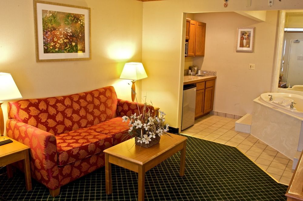 Baymont By Wyndham Madison Heights Detroit Area Otel Dış mekan fotoğraf
