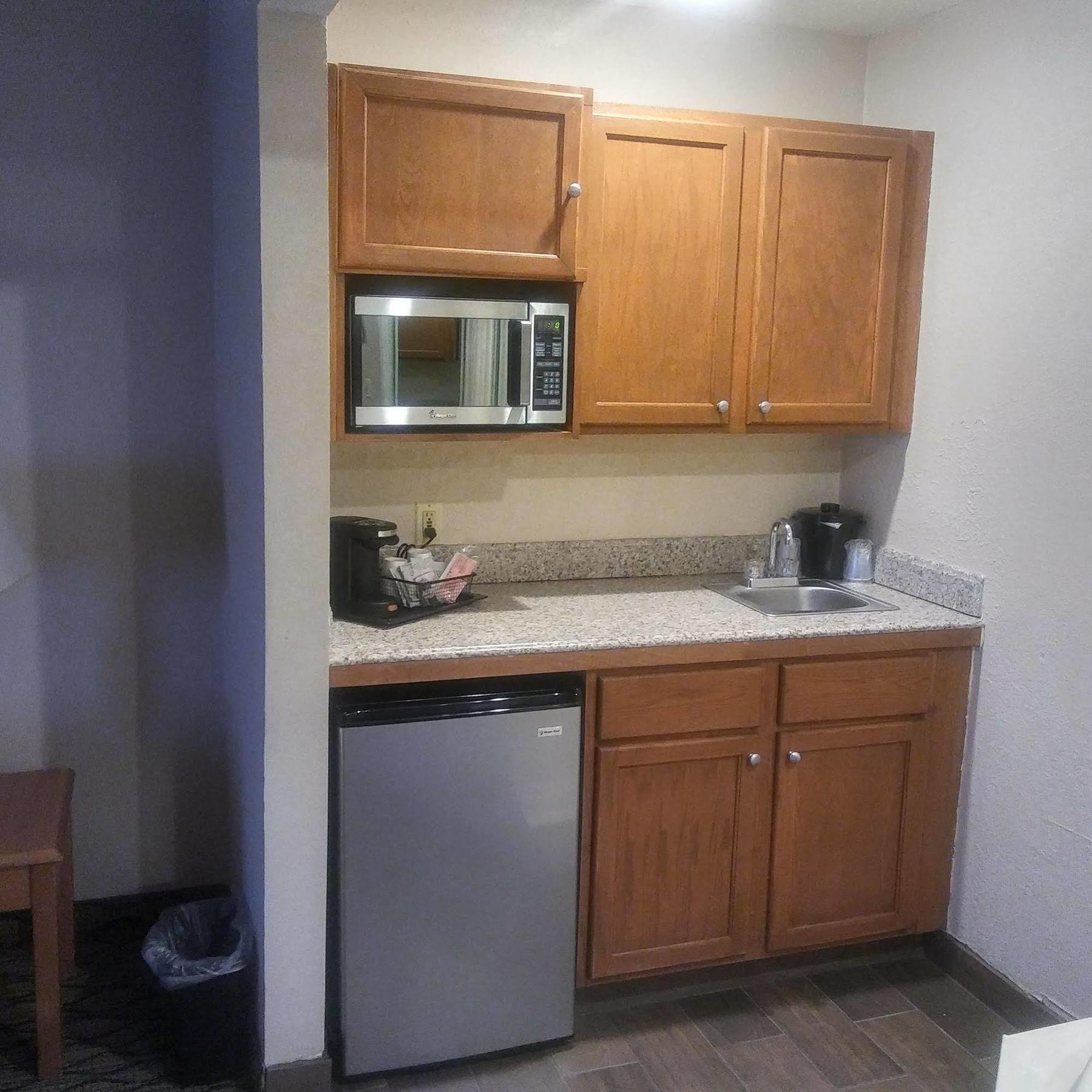 Baymont By Wyndham Madison Heights Detroit Area Otel Dış mekan fotoğraf