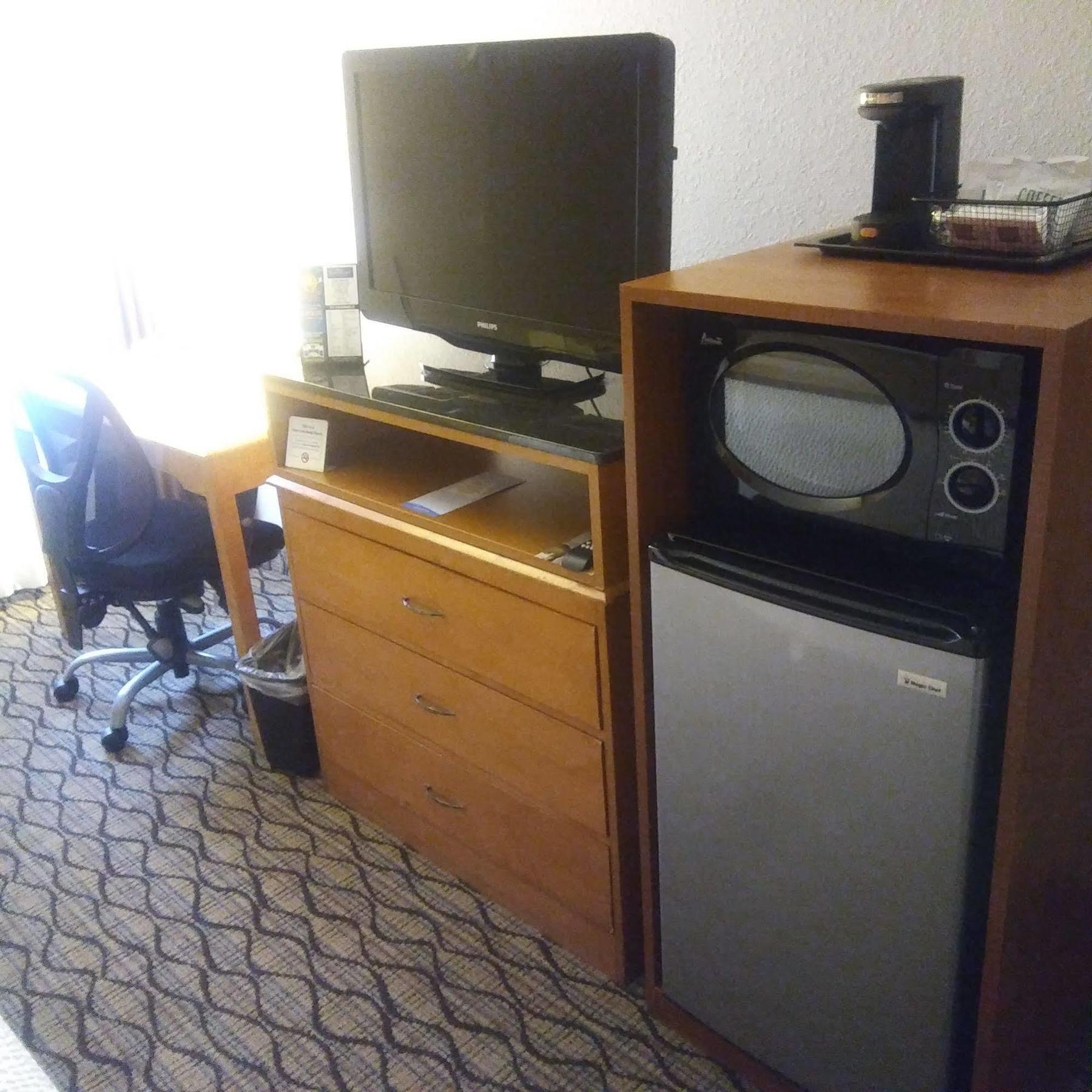 Baymont By Wyndham Madison Heights Detroit Area Otel Dış mekan fotoğraf