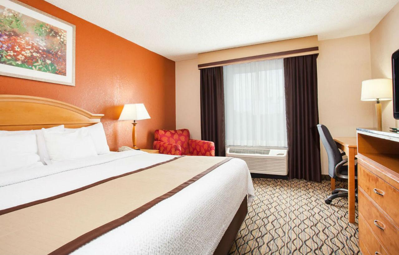 Baymont By Wyndham Madison Heights Detroit Area Otel Dış mekan fotoğraf